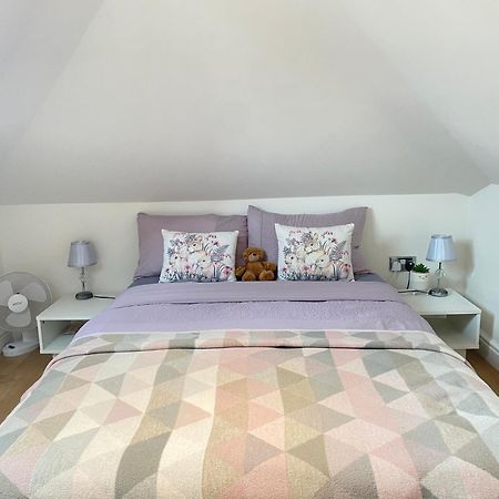 Sunny Bright Flat Near South Park And Oxfordbrooks Appartement Buitenkant foto