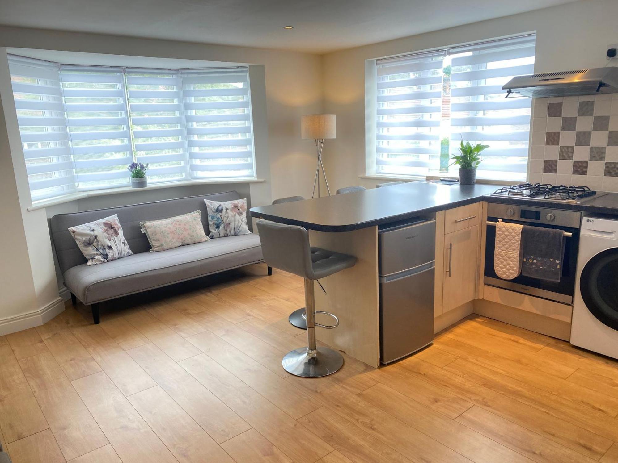 Sunny Bright Flat Near South Park And Oxfordbrooks Appartement Buitenkant foto
